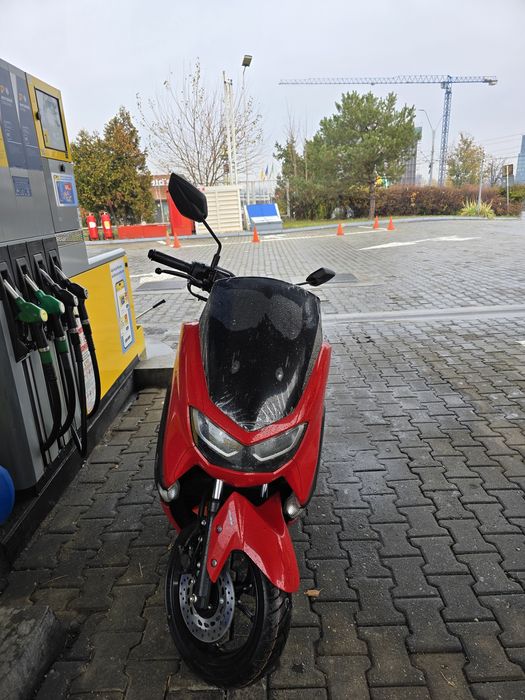 Vand Yamaha Nmax 125 inmatriculat in Februarie 2025,590 km