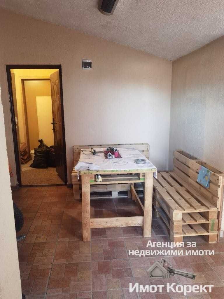 Продава се Четиристаен апартамент в Асеновград - 85 кв.м за 1236 €/кв.м - Снимка #12