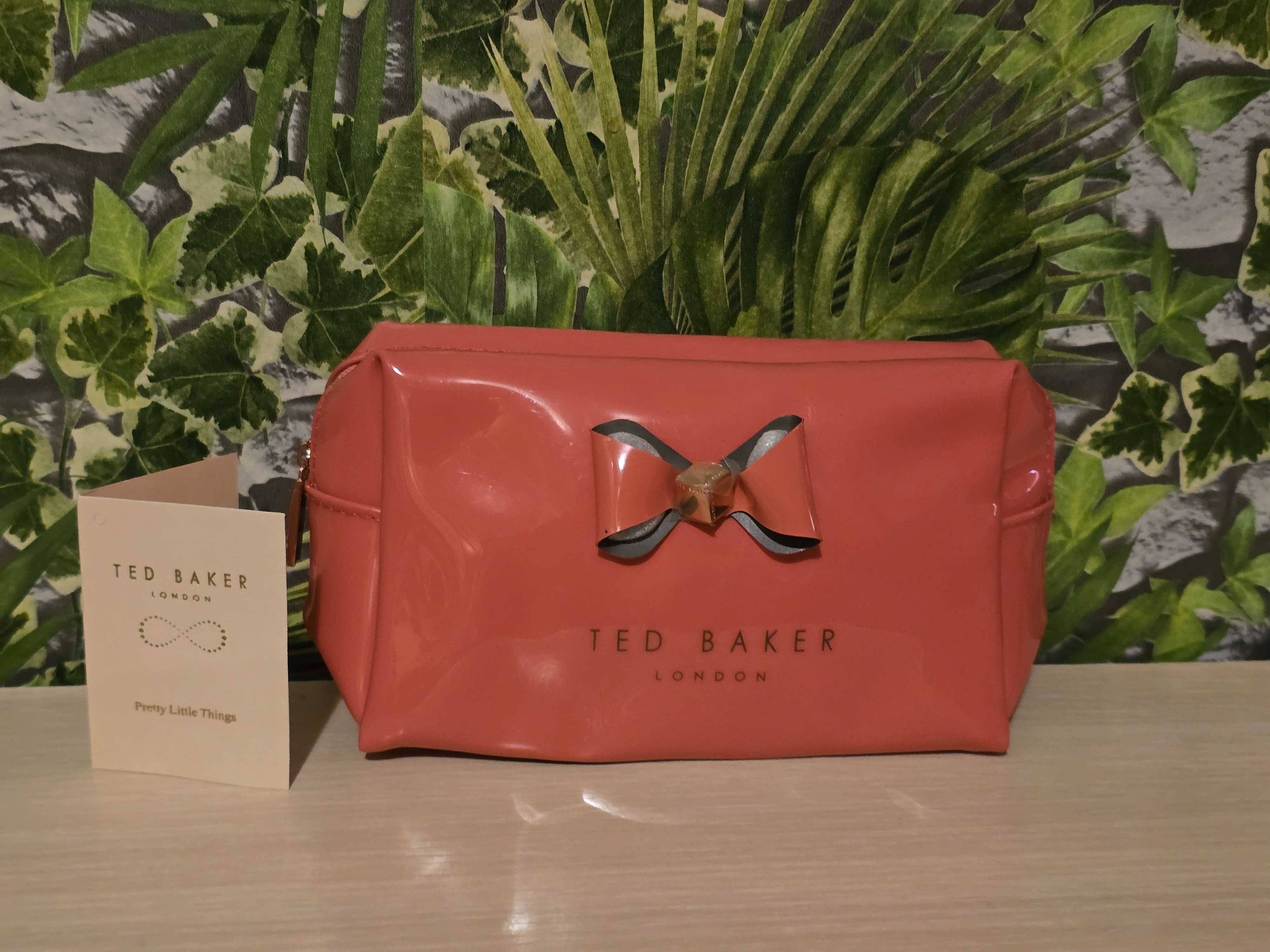 Ted Baker нови несесери