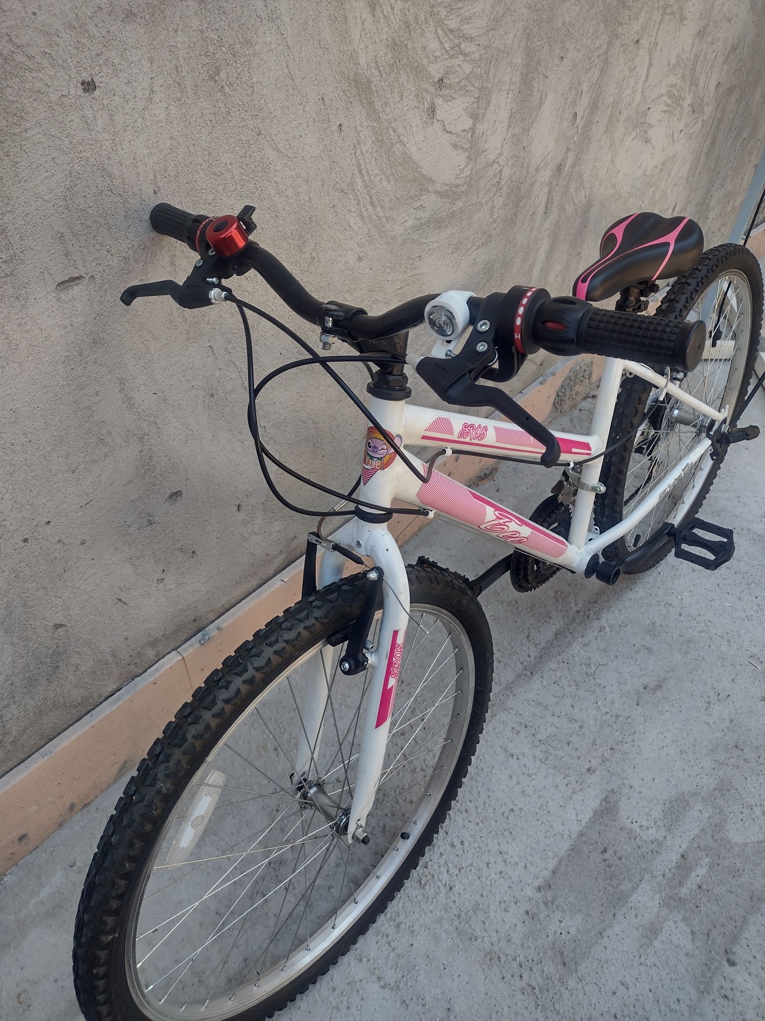 Bicicleta MTB Dama TEC Eros , culoare Roz/Alb Roata 26"