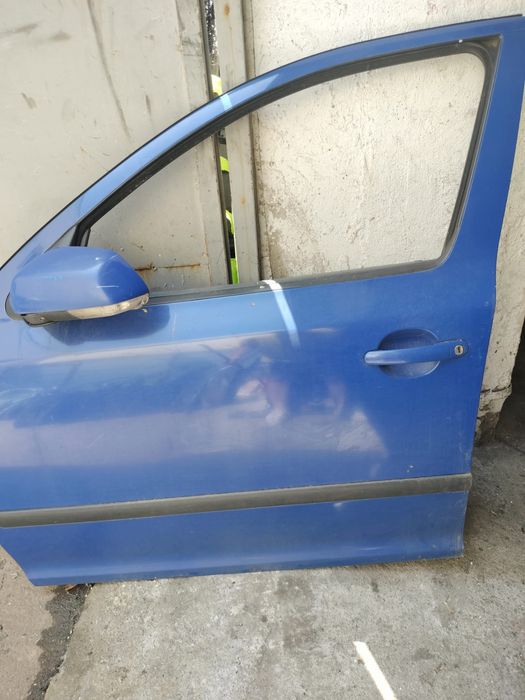 Usa stanga fata Skoda Octavia 2