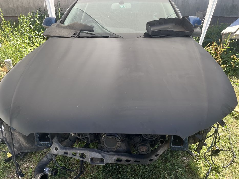 Vand față completa audi a4 b8