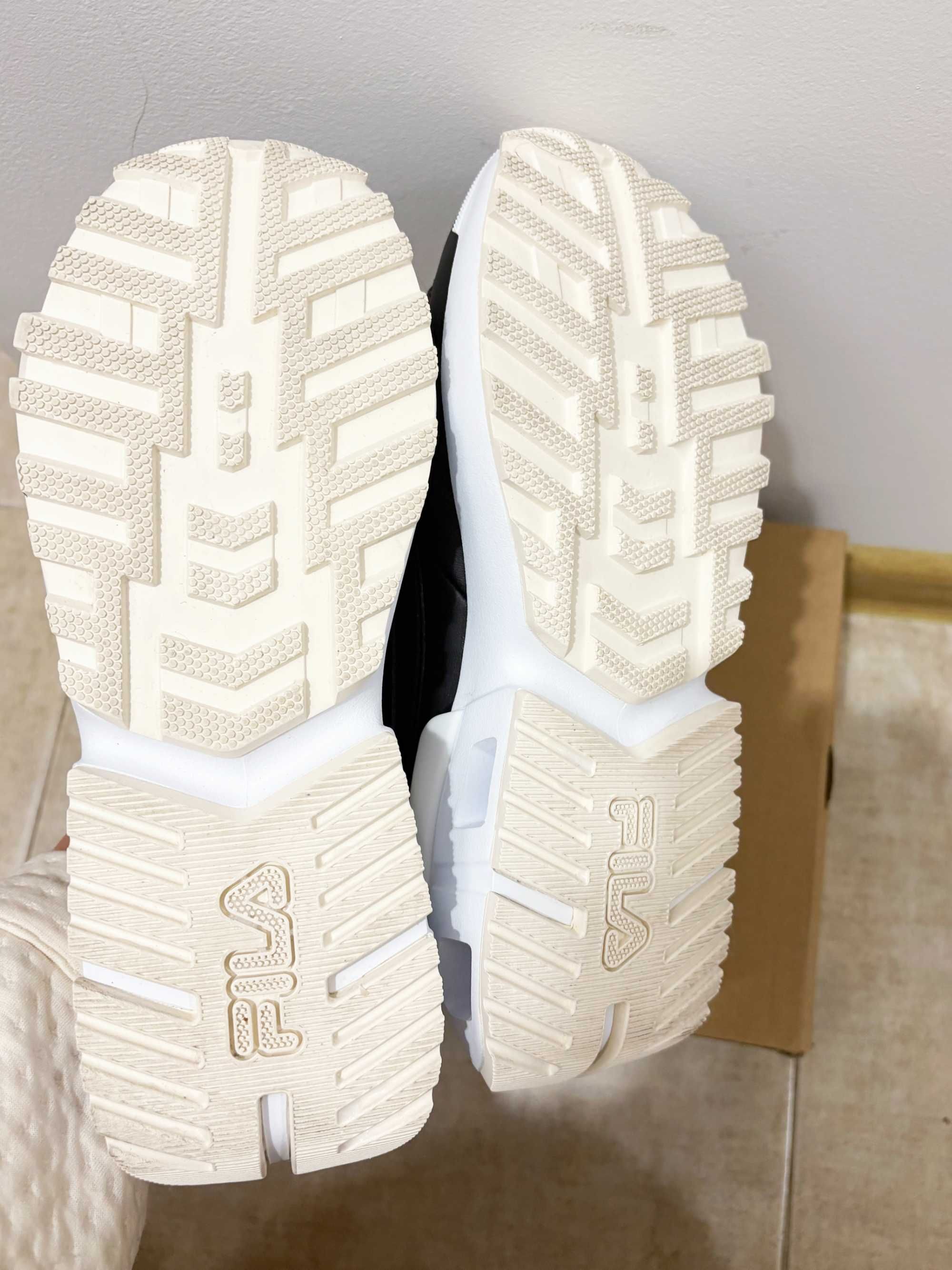 Sneakers Fila, черни