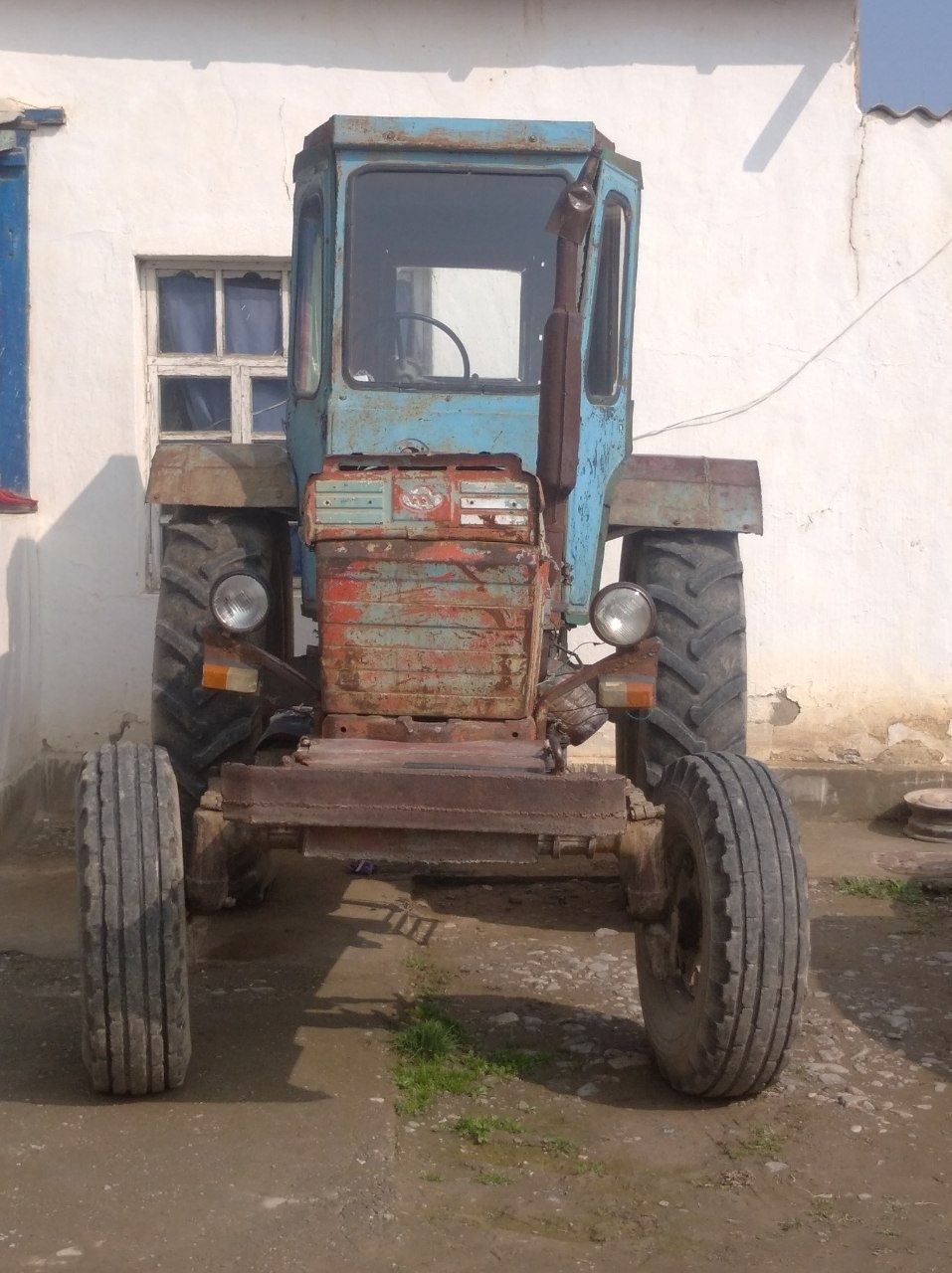 Traktor, XCMG T-28