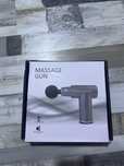 Pistol de masaj nou sigilat