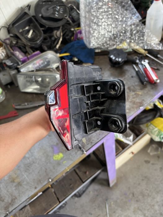 ляв стоп за audi a6 c8