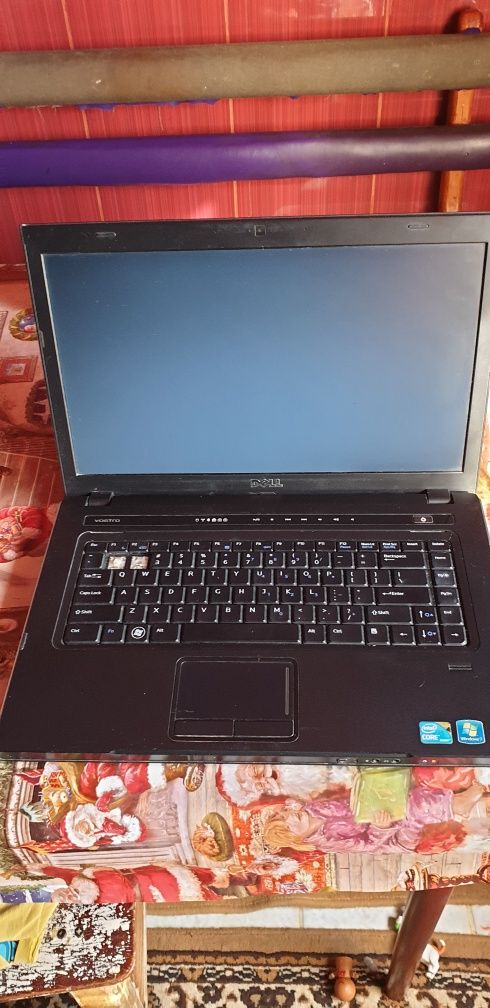 Laptop Dell i5 de vânzare detalii la telefon