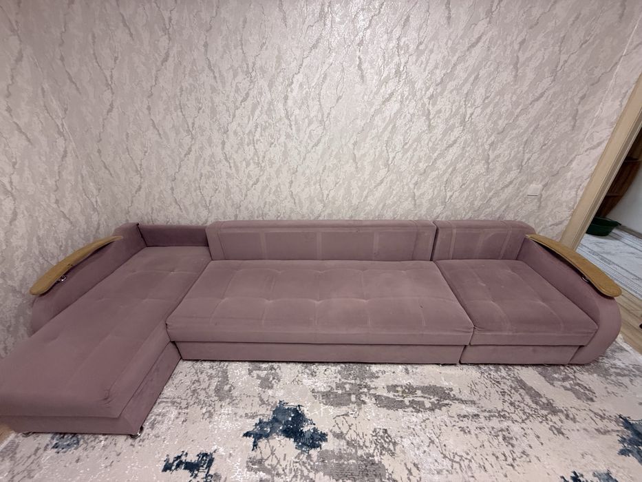 Продам диван в хорошем состоянии
