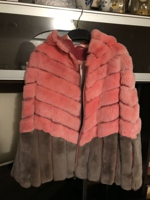 Haină din blană naturală