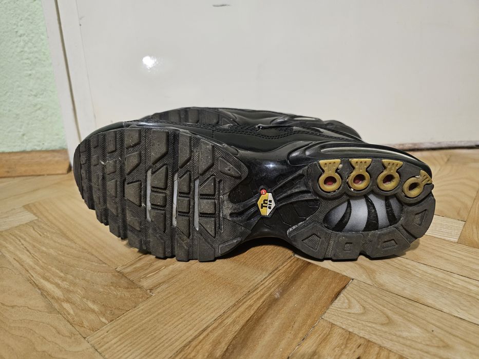 Nike Tn Air Max Plus 42 номер. 100% оригинални.