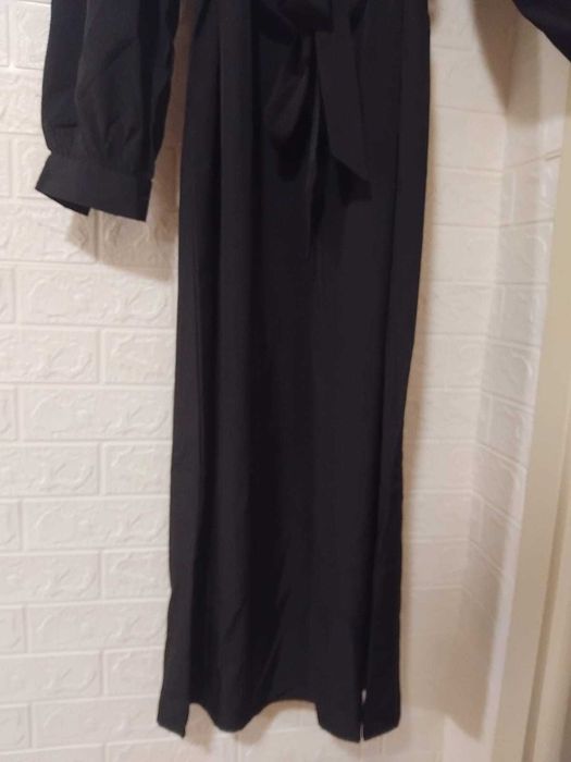 красива черна дълга рокля за теб