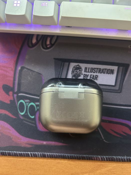 Продавам самсунг galaxy 3 buds