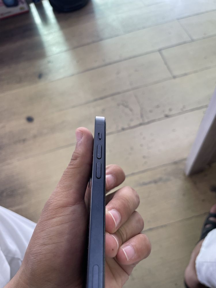 Iphone 12 ideal