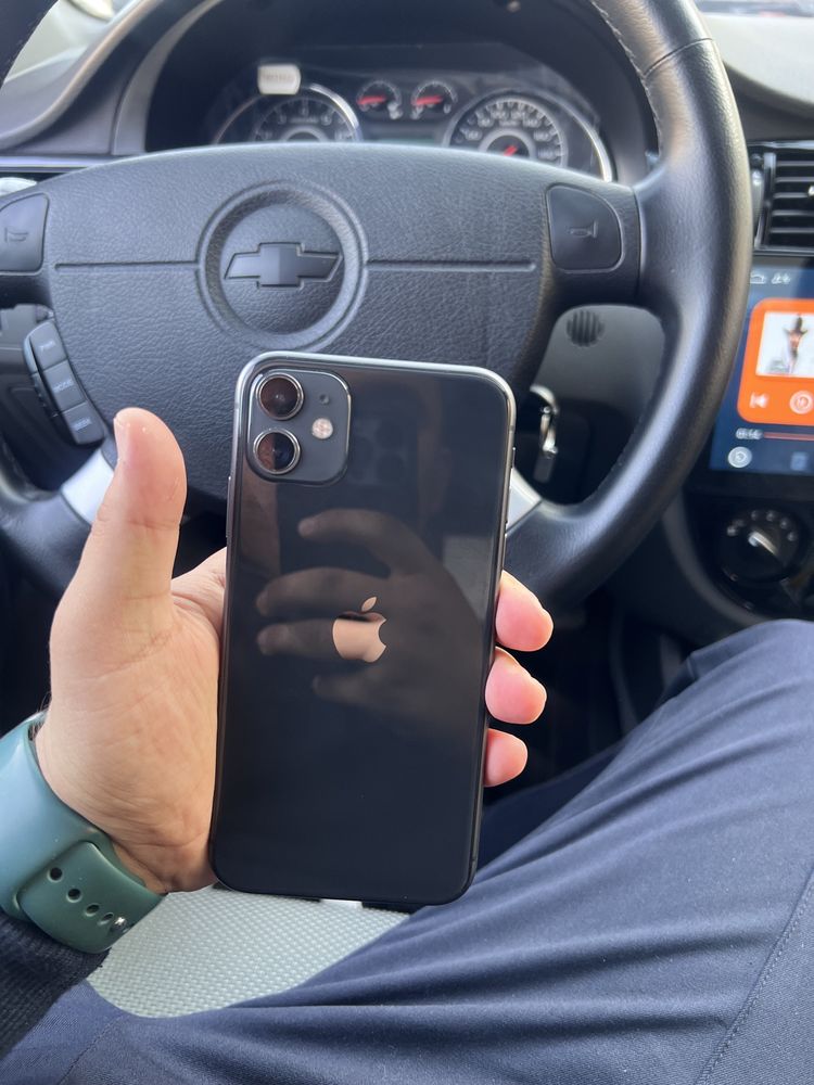 IPhone 11 64Gb black ideal