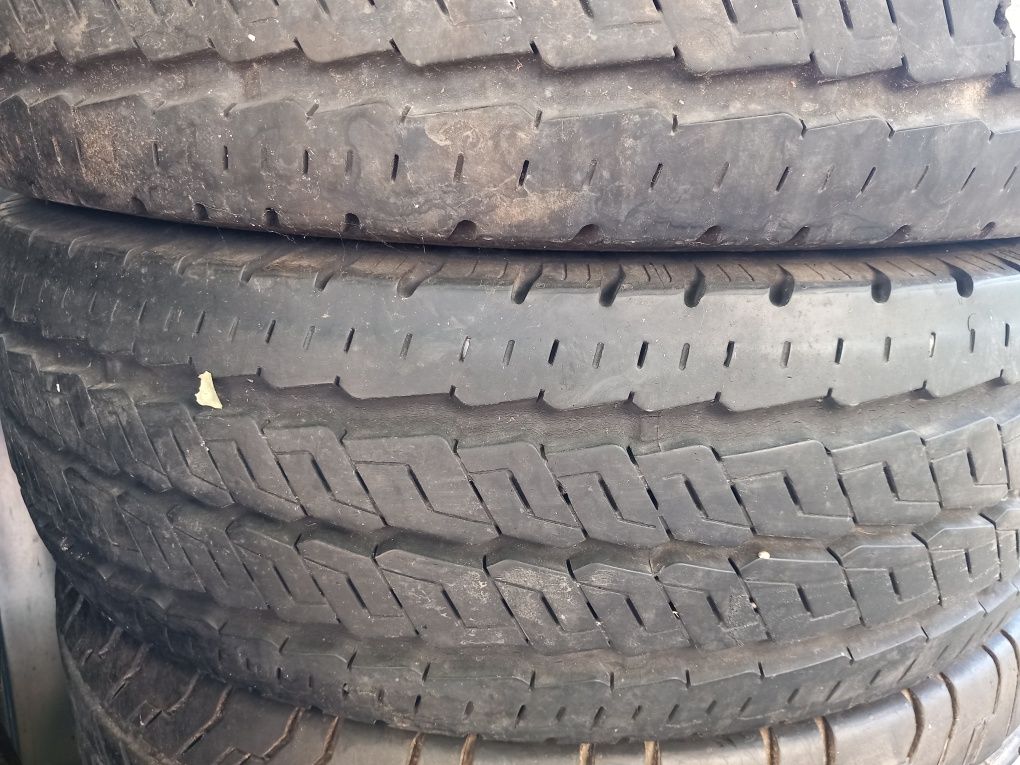 2 anvelope 225/75r16C vară marca Continental, preț 250 lei bucata