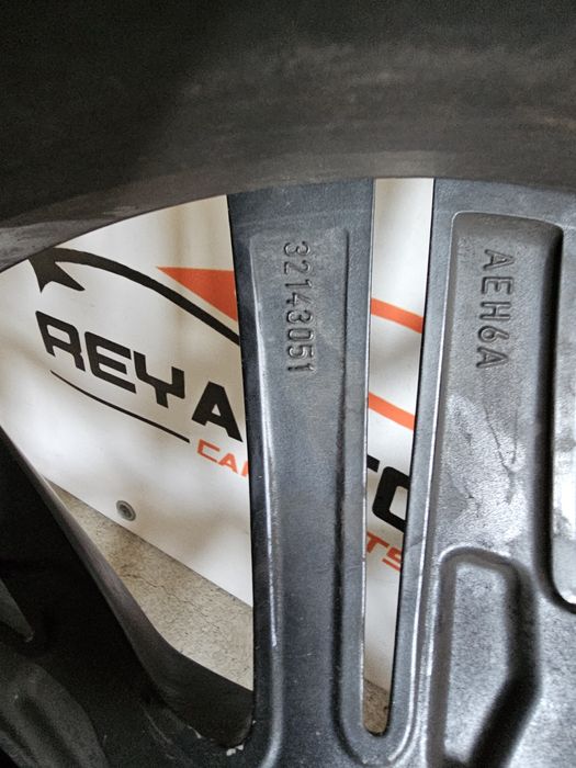 Janta 20 Volvo S60 V60 R-Design cod 32143051