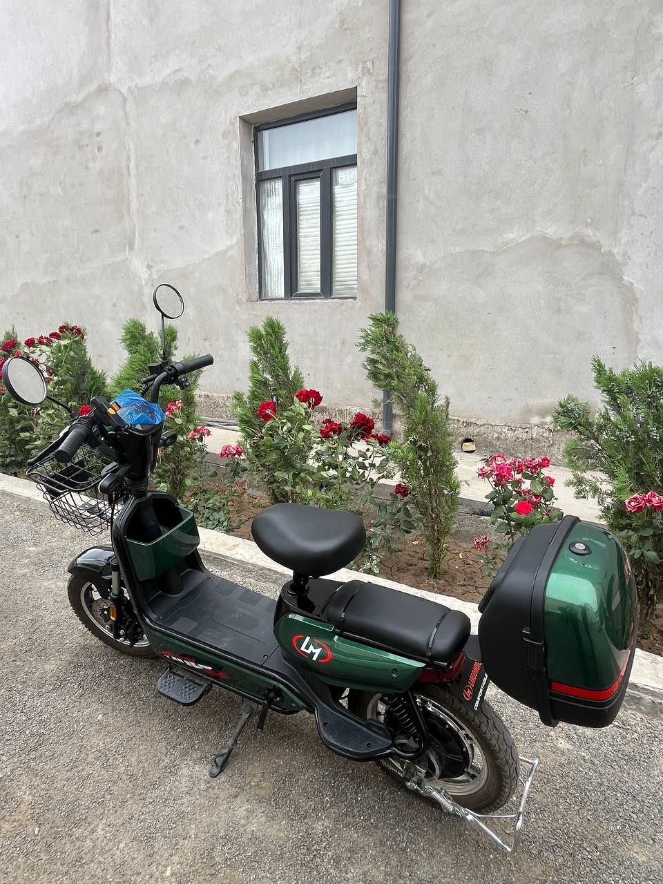 Skuter sotiladi srochna
