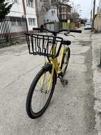 Bicicleta galbena cu cos