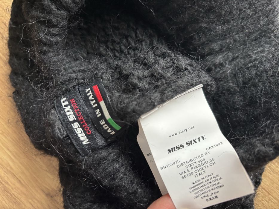 Miss Sixty зимна шапка