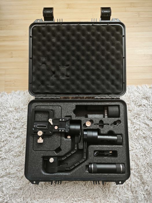 Стабилизатор / Gimbal Zhiyun Crane Plus + Dual Handle Grip