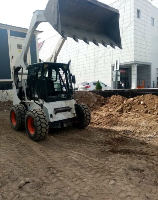 Аренда, услуги минипогрузчика BobCat S300