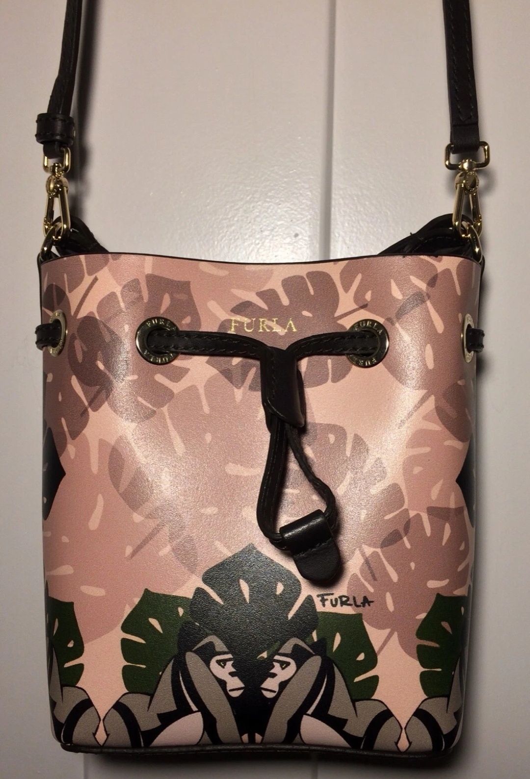 Чанта furla тип кошница през рамо