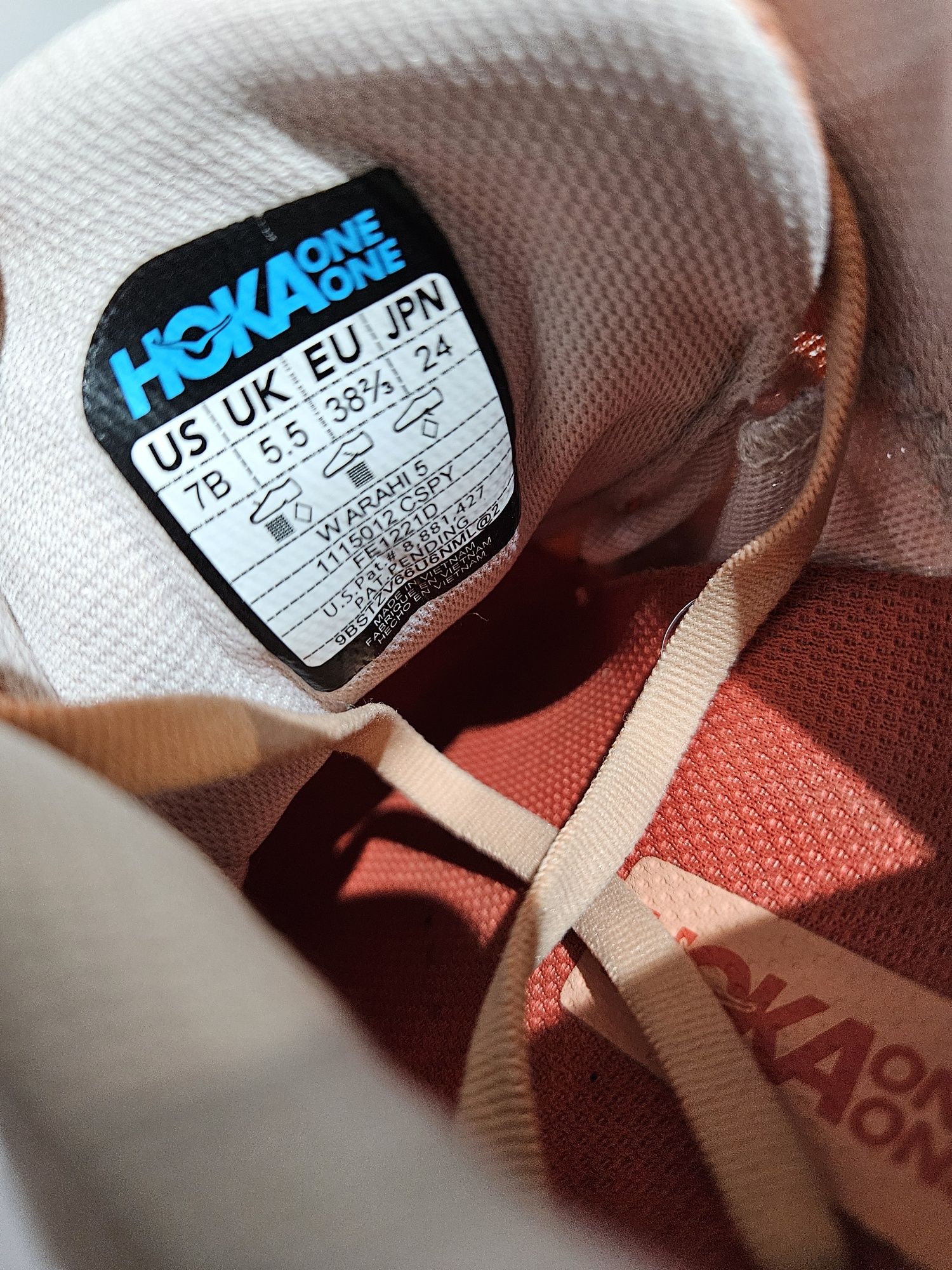 Hoka Arahi 5 - 38.5 номер маратонки