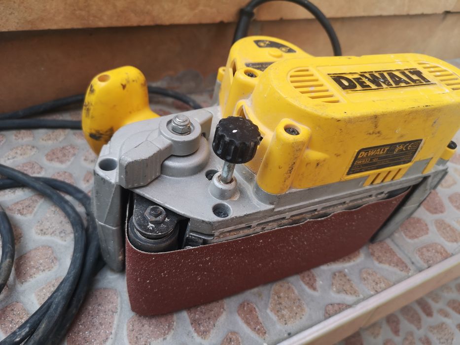 Лентов Вибро ШЛАЙФ De Walt с обороти