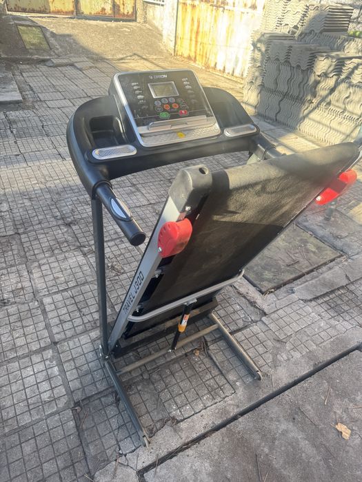 Бягаща пътека за фитнес