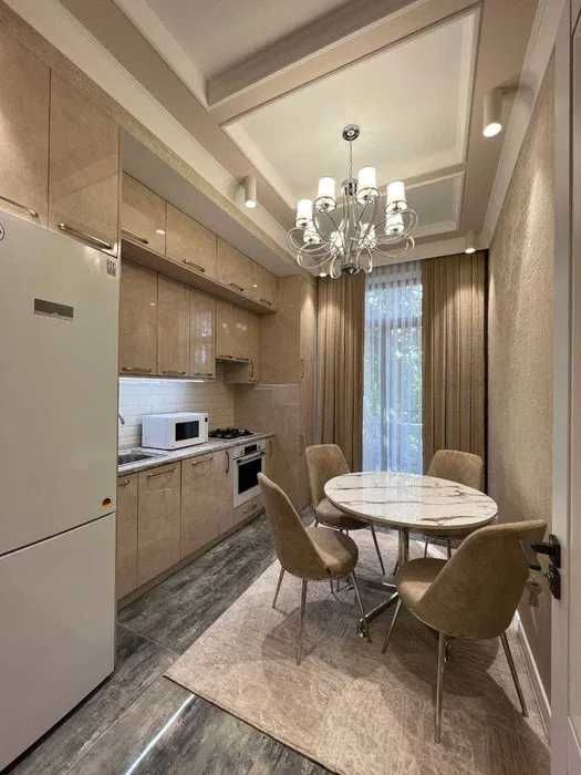 Улица Мукимий   квартира полностью меблирована, метро НОВЗА 500 метров