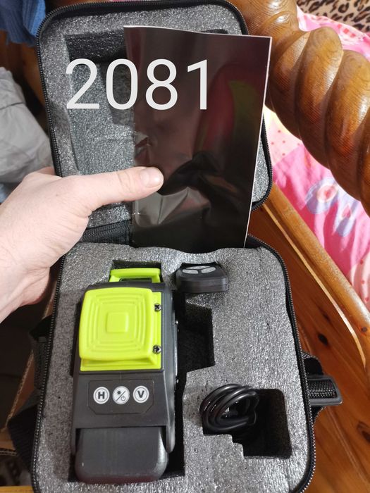 Nivele laser verde autonivelare, acumulator,telecomanda