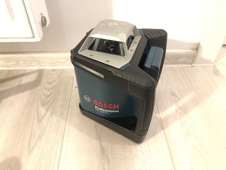 Nivela Laser rotativa Bosch GRL 500 H cu receptor