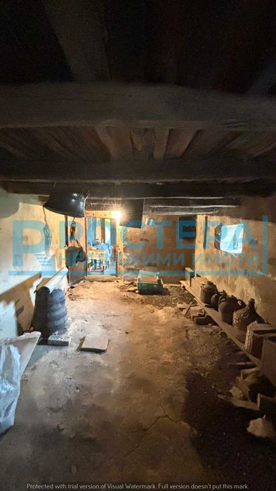 Тухлена Къща в с. Момино