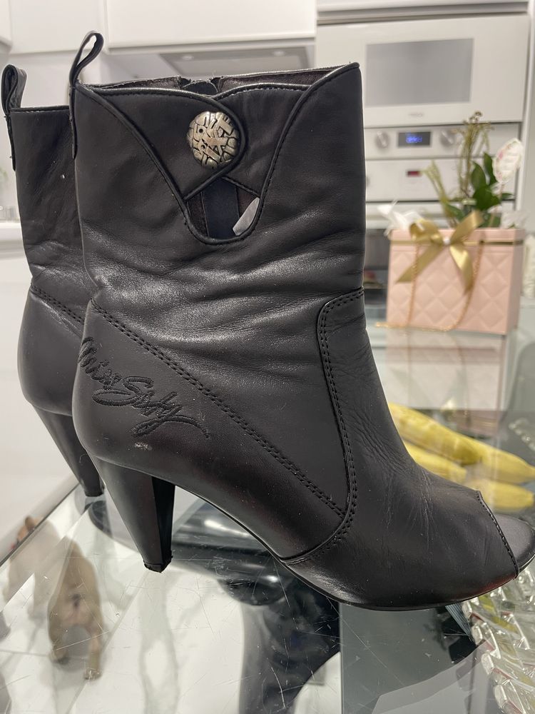 Оригинални сандали / Diesel/ Moschino/ Guess/ Djofra/