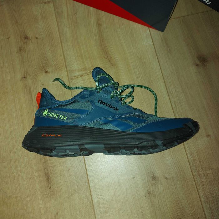Нови оригинални маратонки Reebok