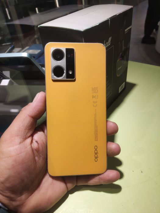 OPPO Reno 7 память 8/128