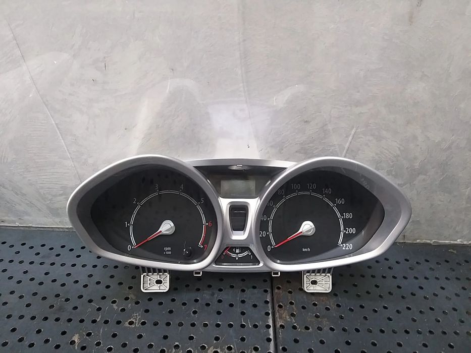 Ceasuri bord benzina ford fiesta 6 cb1 ccn 8a6t10849ed