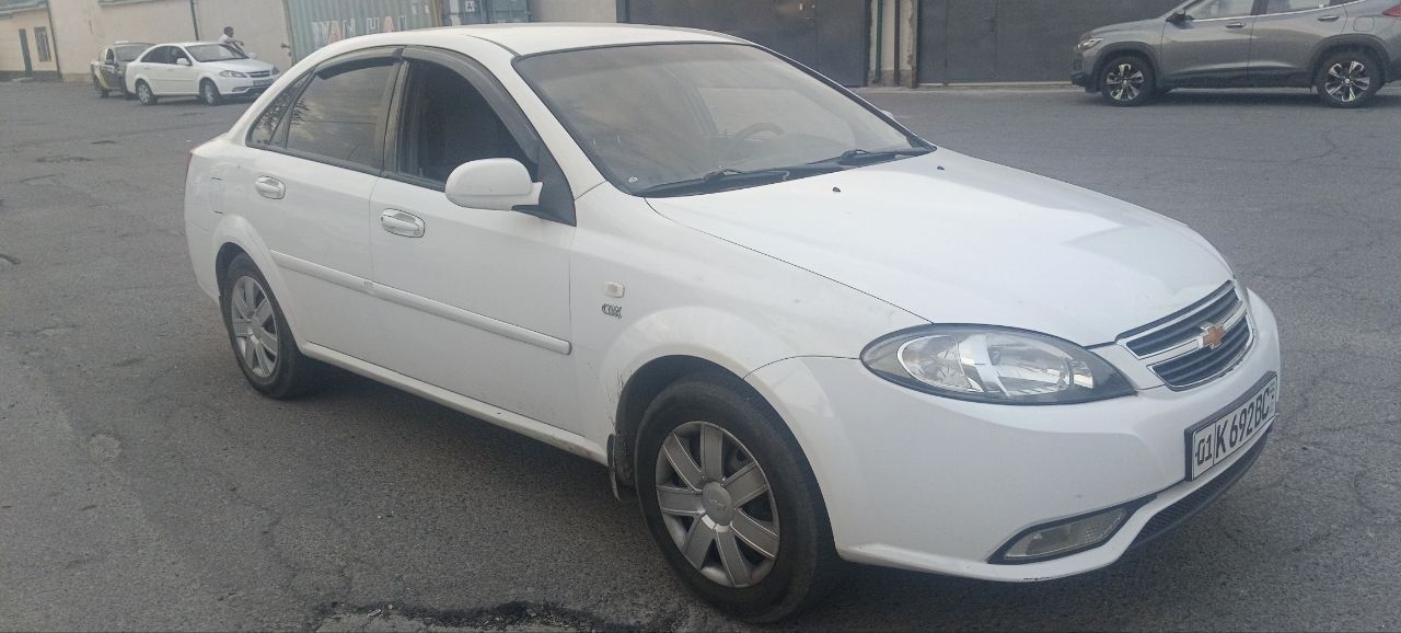 Lacetti 2009 срочно