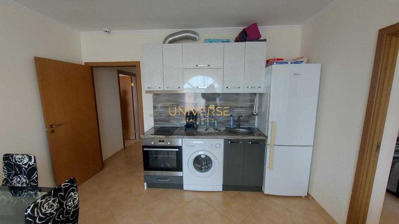 Продава се Тристаен апартамент в к.к. Елените - 98 кв.м за 766 €/кв.м - Снимка #4
