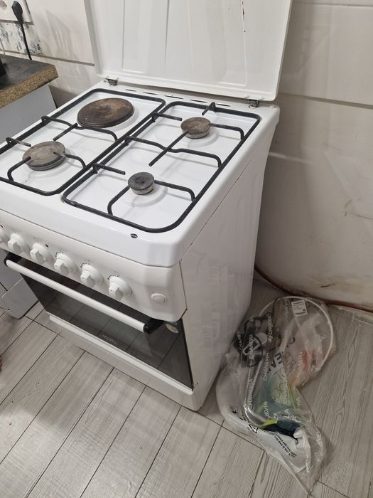 Продаётся газовая плита