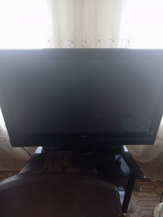 Продам телевизор