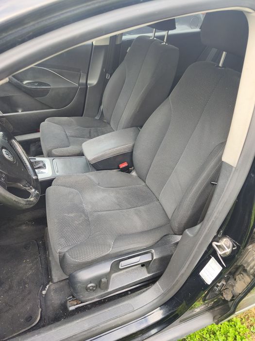 Scaune față cu încălzire și banchetă  Volkswagen Passat B6 break varia
