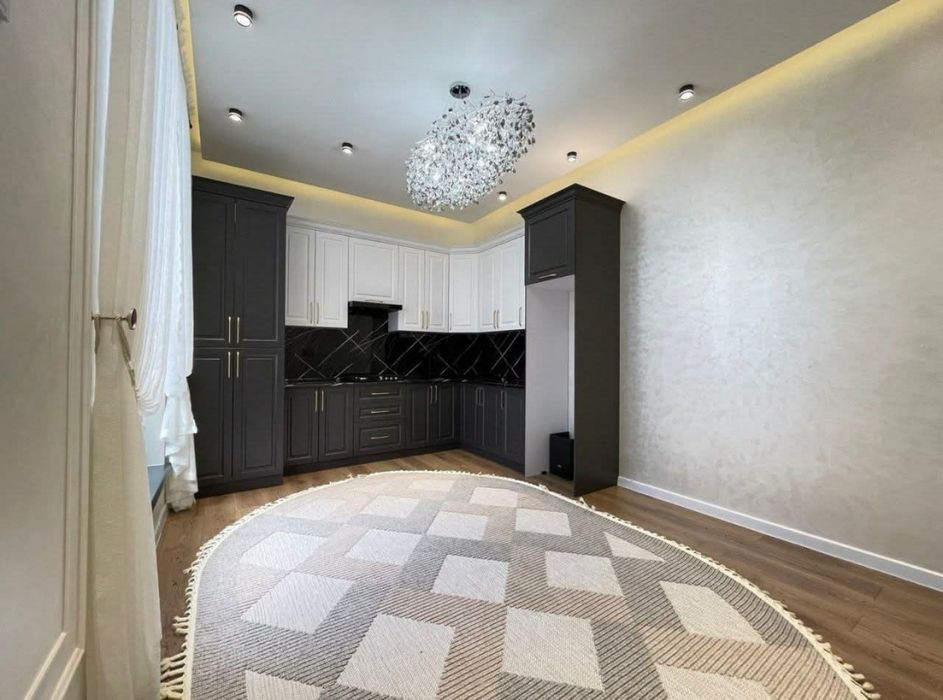 Продается танхаус шикарний элитний