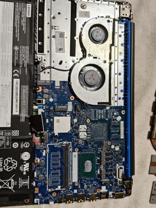 Dezmembrez Lenovo L340 gaming placa maltratată defecta
