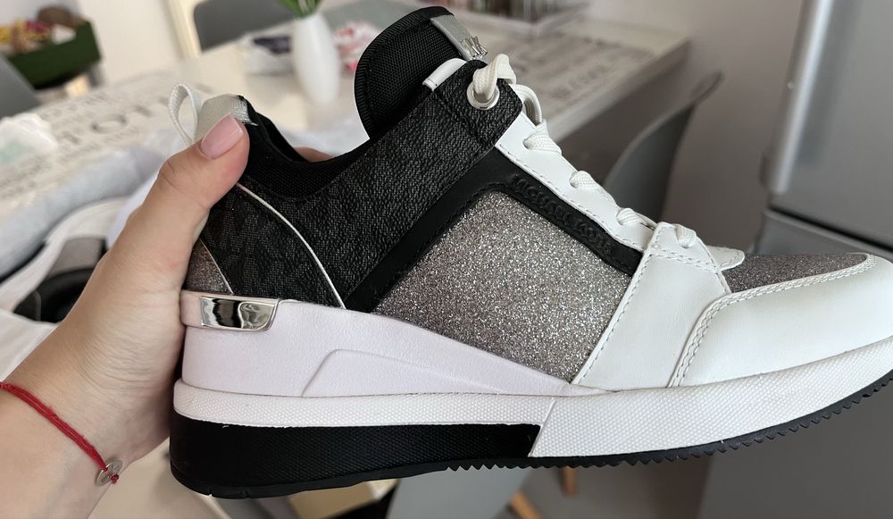 Adidasi michael kors