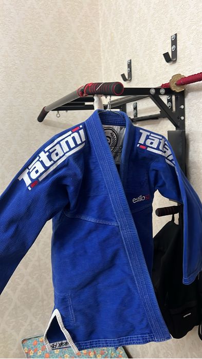 кимино для джиу джитсу,дзюдо. вместе с новым белым поясом