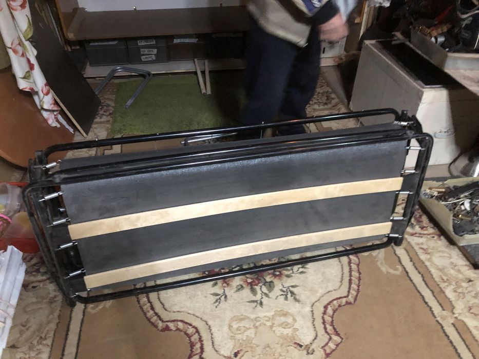 Раскладушка на двоих в отличном состоянии новая