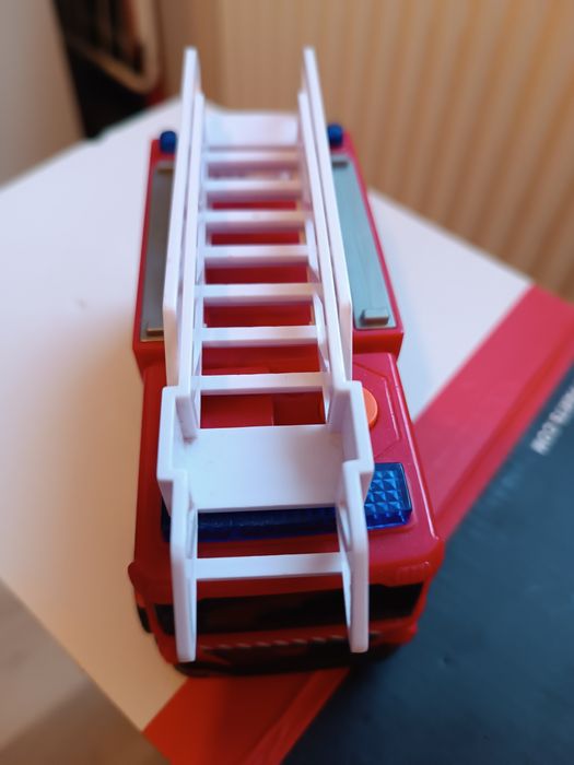 Mașinuță de pompieri