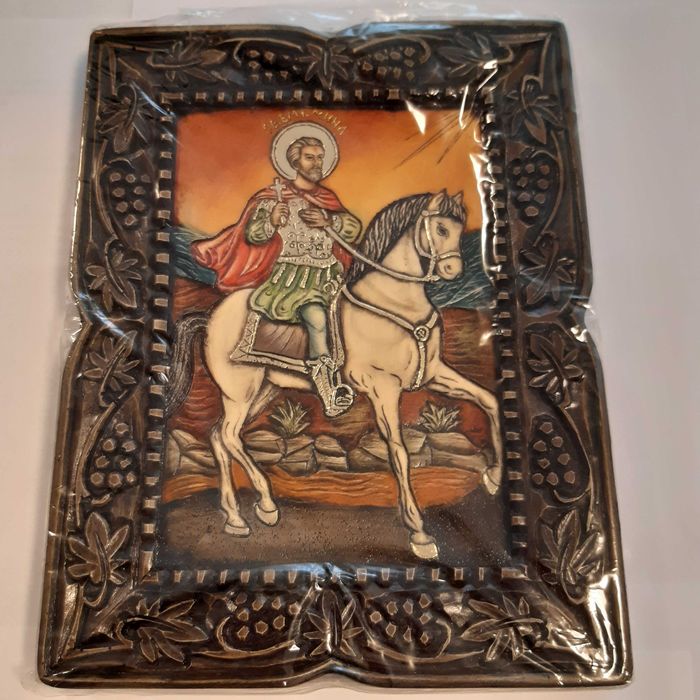 Икони - Св.Богородица и Младенеца, Св.Георги, Св.Мина...