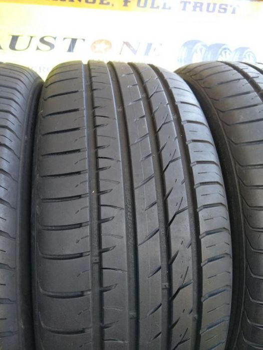 255 55 18, 225 55 18, 235 55 18, 235 60 18, 225 60 18, 215 55 18, 245